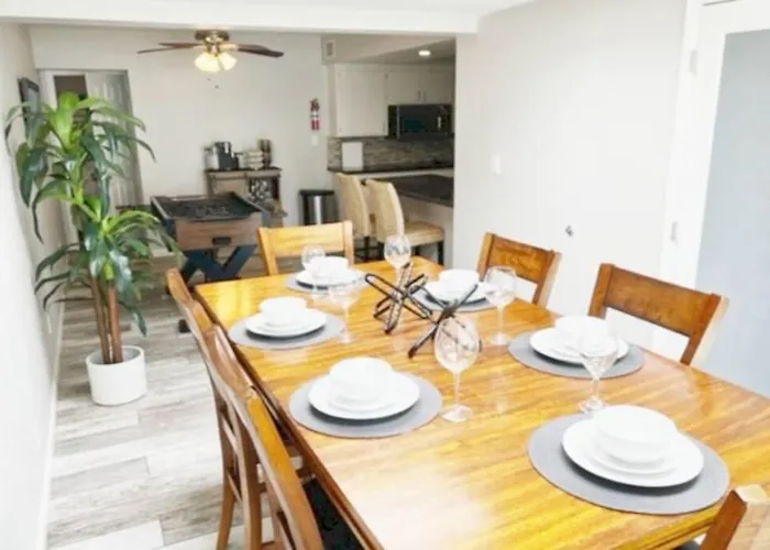 Downtown Oasis Apartment *